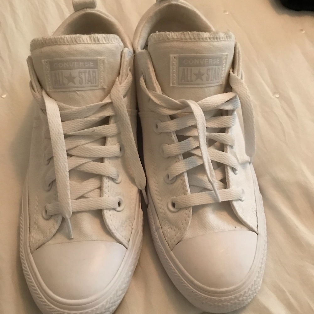 Converse All Stars white size 9